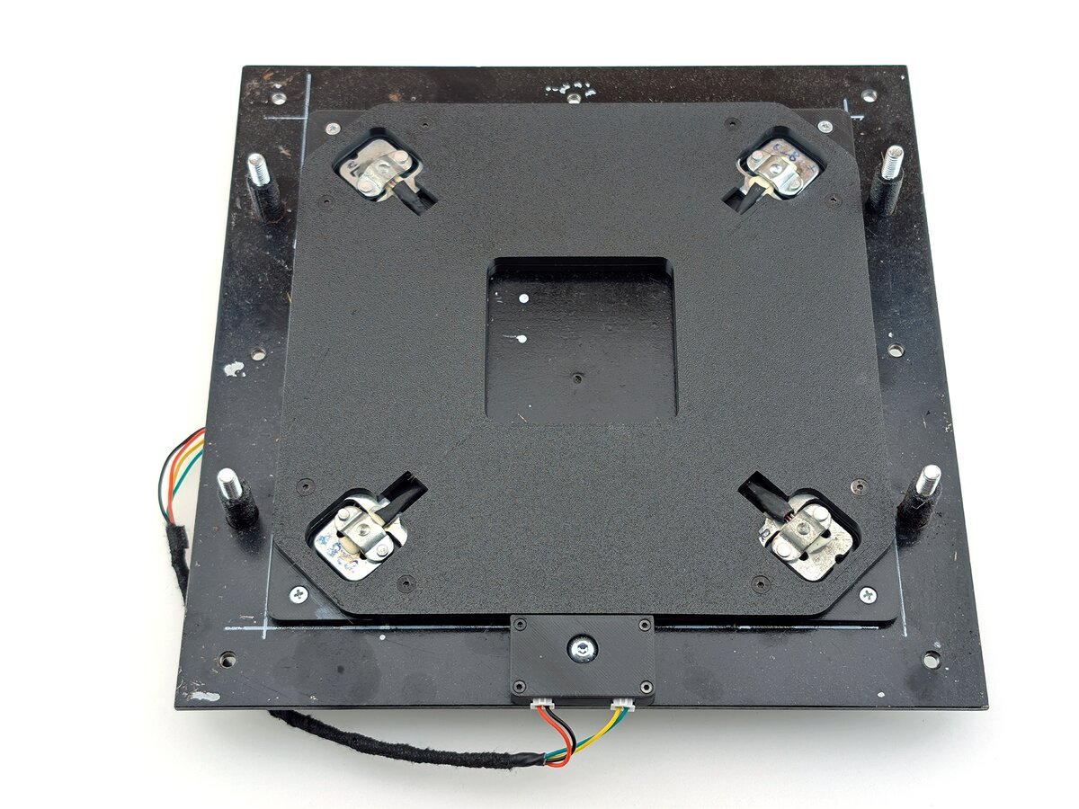 bottom plate